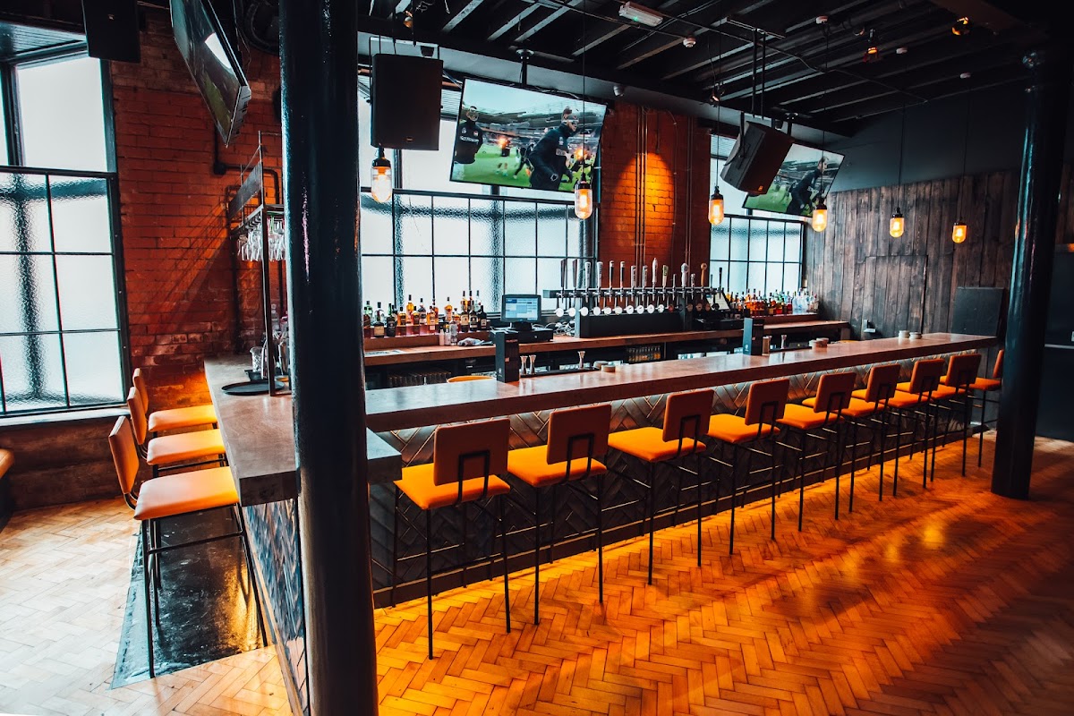 Franklins Sports Bar